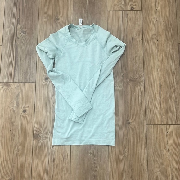lululemon athletica Tops - blue lululemon long sleev top